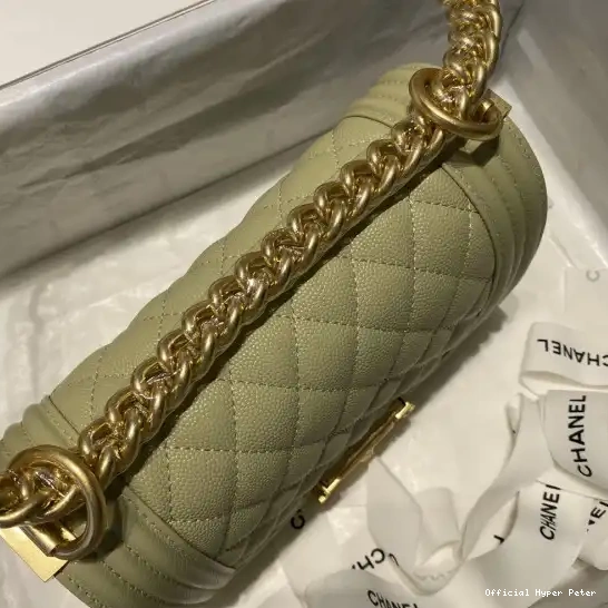 Hyper Peter BAG CHANEL BOY 0622